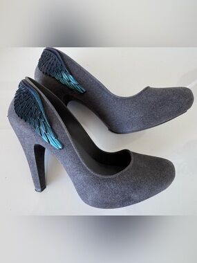 RARE Vintage Melissa Incense II Wing Heels - Flocked Grey (Size 8 US)